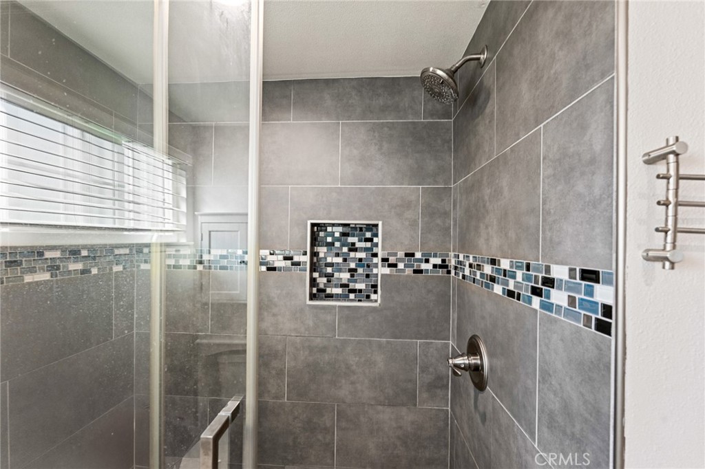538 E Riverview, Orange CA 92865 - photo 36