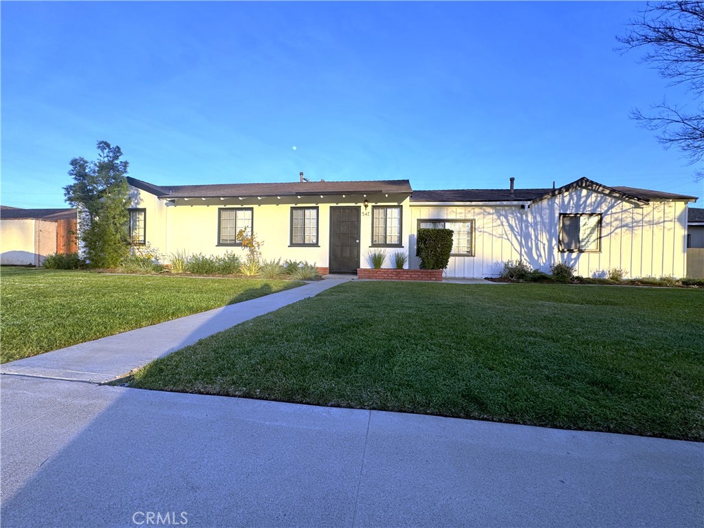 547 S Yorba Street, Orange CA 92869 - photo 1