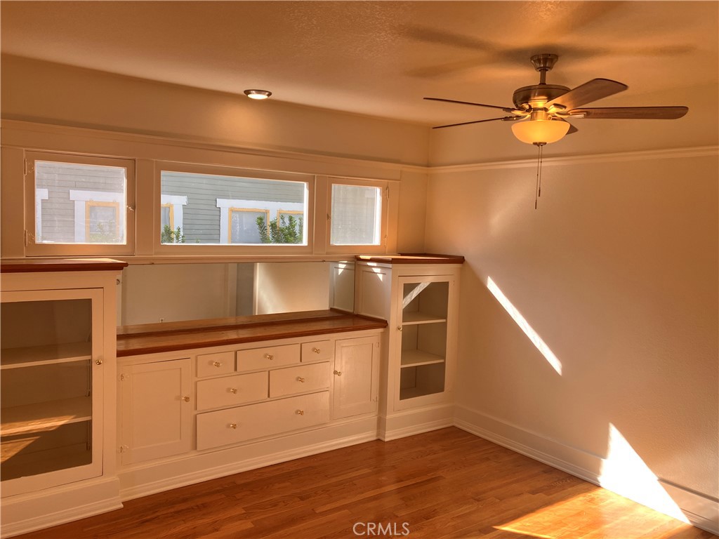 551 E Van Bibber Avenue, Orange CA 92866 - photo 6