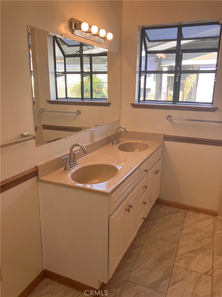 551 E Van Bibber Avenue, Orange CA 92866 - photo 18