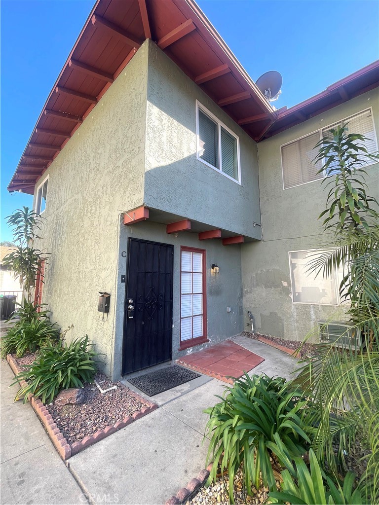 563 S Fashion Park Street C, Orange CA 92866 - photo 1