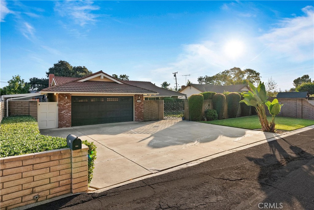 564 E Fellows, Orange CA 92865 - photo 1