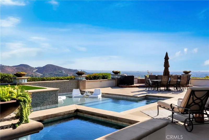 5648 Crest de Ville, Orange, CA 92867