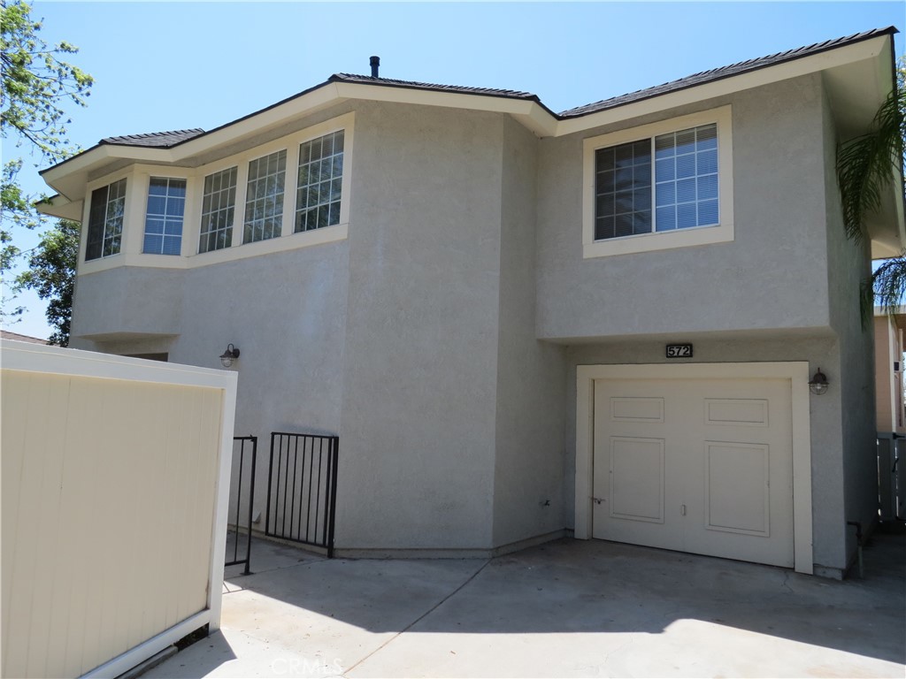 572 N Orange Street, Orange CA 92867 - photo 1