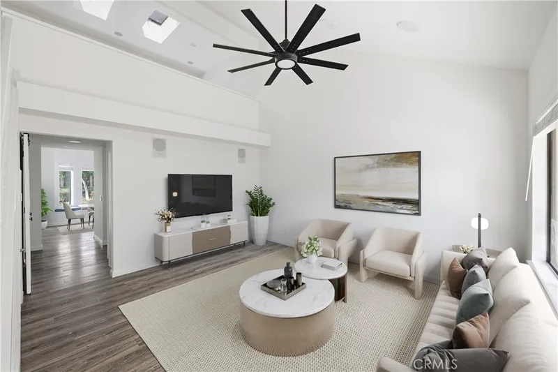 5722 E Stillwater 89, Orange, CA 92869