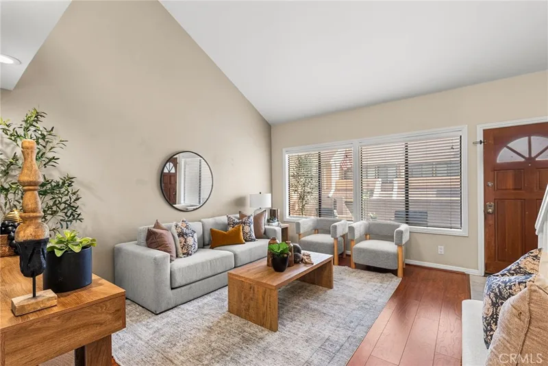 5722 E Stillwater 94, Orange