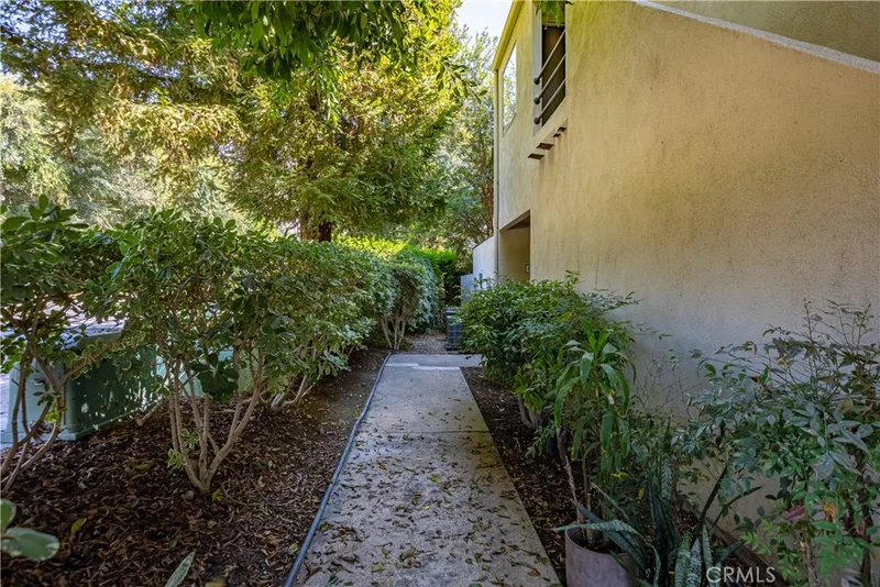 5744 E Creekside Avenue 60, Orange, CA 92869
