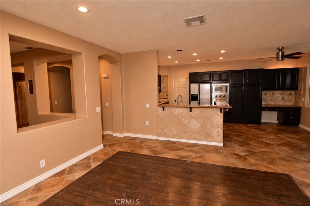 5807 E Sandstone Ct, Orange CA 92869 - photo 4