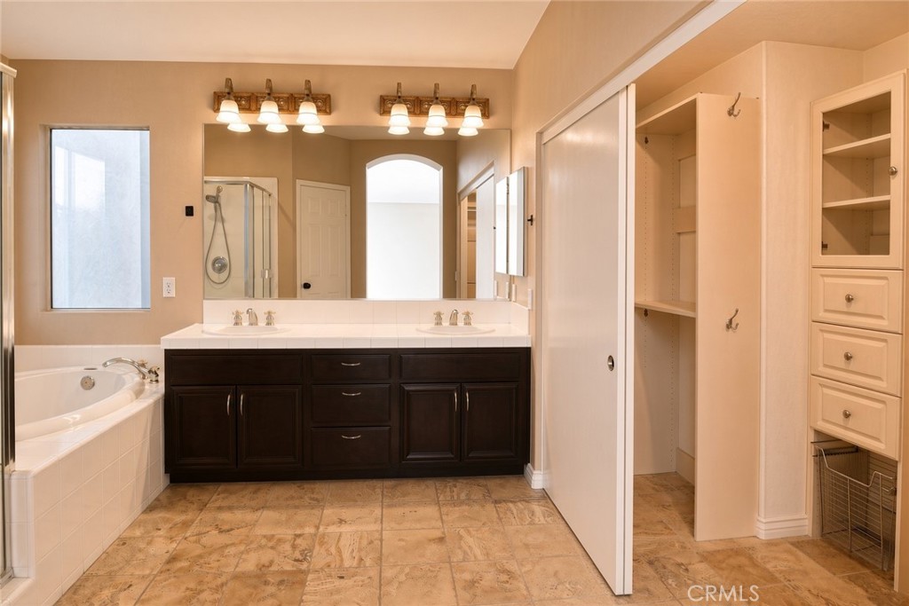 5807 E Sandstone Ct, Orange CA 92869 - photo 17