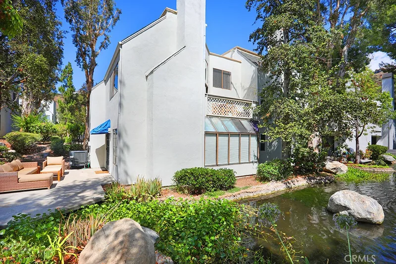 5846 E Creekside 31, Orange