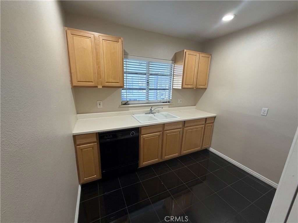 601 E Chapman Avenue, Orange CA 92866 - photo 17