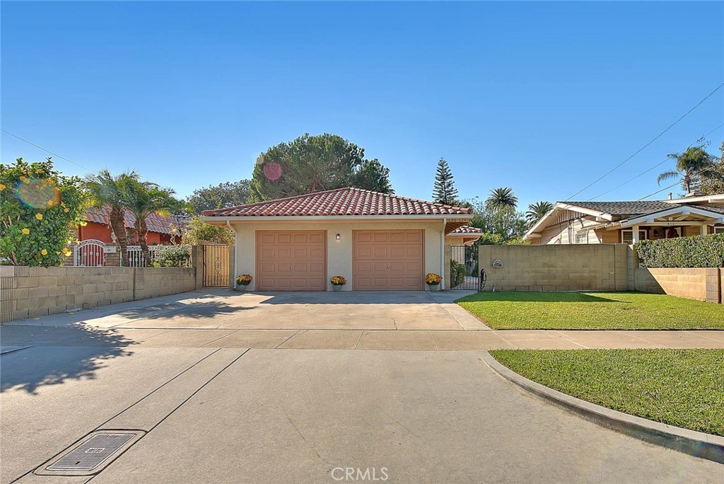 620 S Grand 624, Orange CA 92866 - photo 1