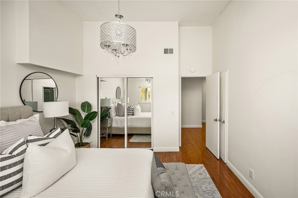 Primary bedroom - 621 W Fletcher 24, Orange CA 92865 - photo 32