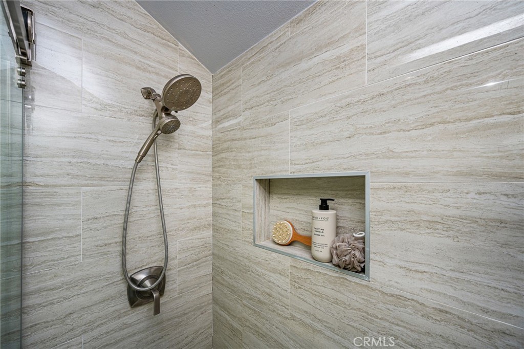 Primary bathroom shower - 621 W Fletcher 24, Orange CA 92865 - photo 37