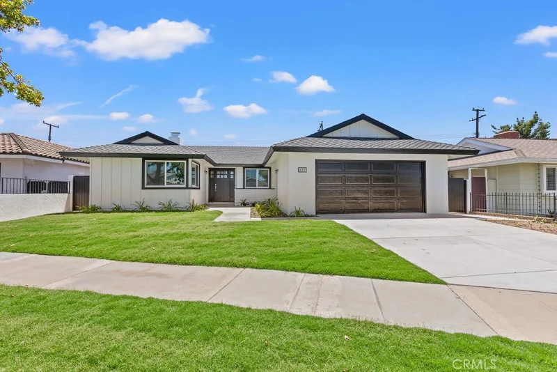 622 E Lomita, Orange, CA 92867