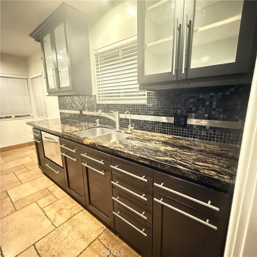 623 E Almond, Orange CA 92866 - photo 7