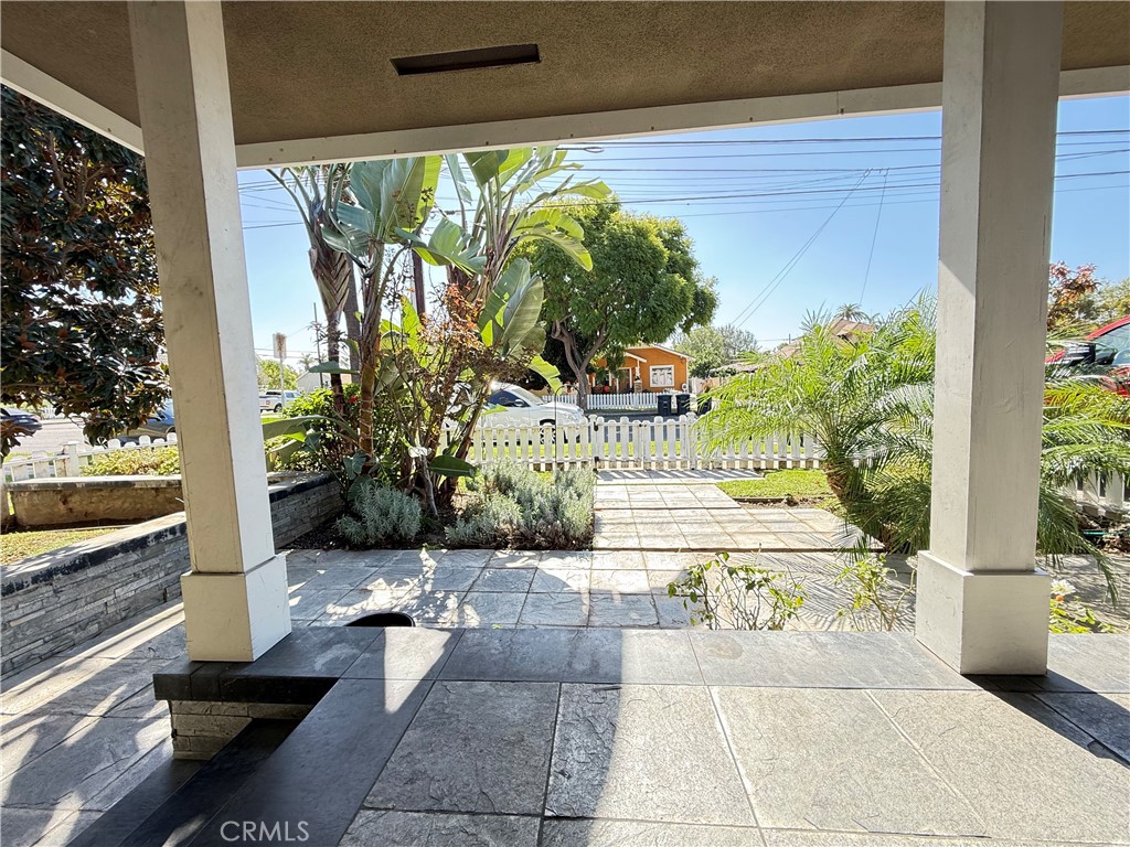 623 E Almond, Orange CA 92866 - photo 2
