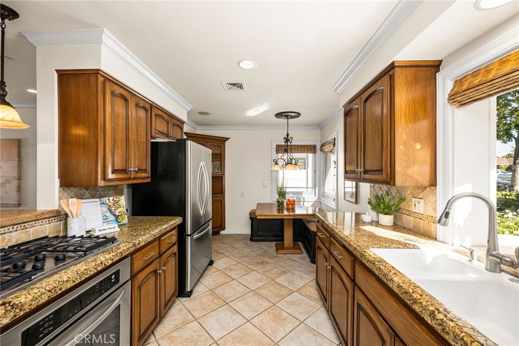 625 E Adams, Orange CA 92867 - photo 30