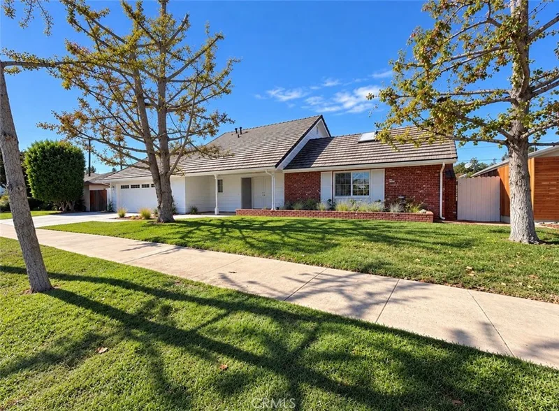 626 S Coate, Orange