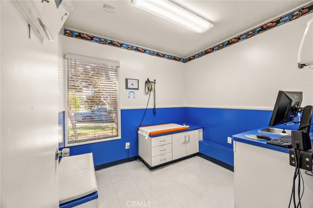 630 S Glassell, Orange CA 92866 - photo 18