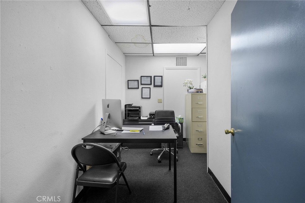630 S Glassell, Orange CA 92866 - photo 47