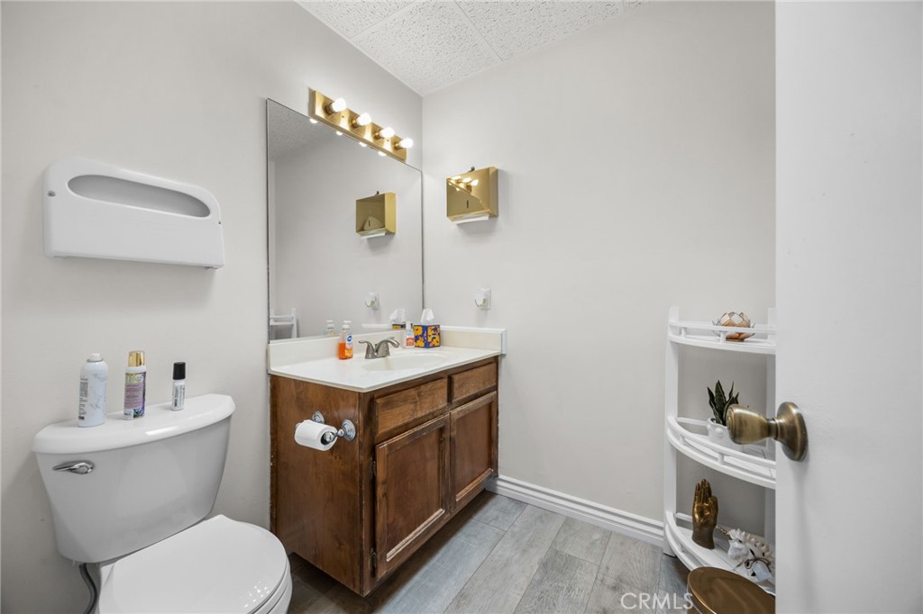 630 S Glassell, Orange CA 92866 - photo 58