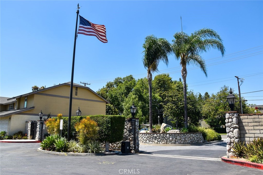 630 W Palm 12, Orange CA 92868 - photo 1