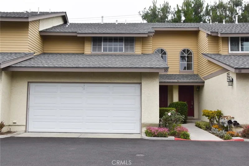 630 W Palm Avenue 10, Orange, CA 92868