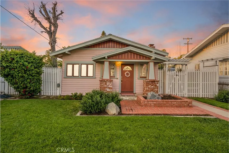 637 E Van Bibber, Orange, CA 92866
