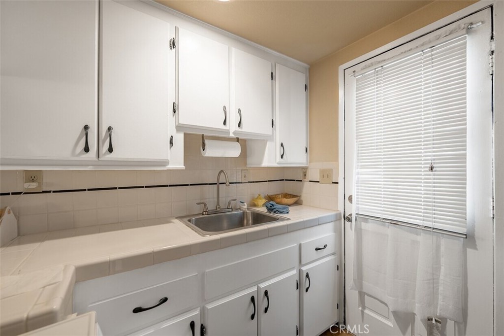 646 S Grand Street, Orange CA 92866 - photo 14