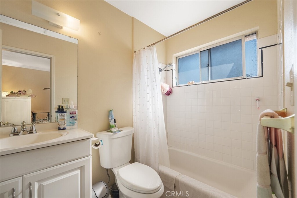 646 S Grand Street, Orange CA 92866 - photo 18