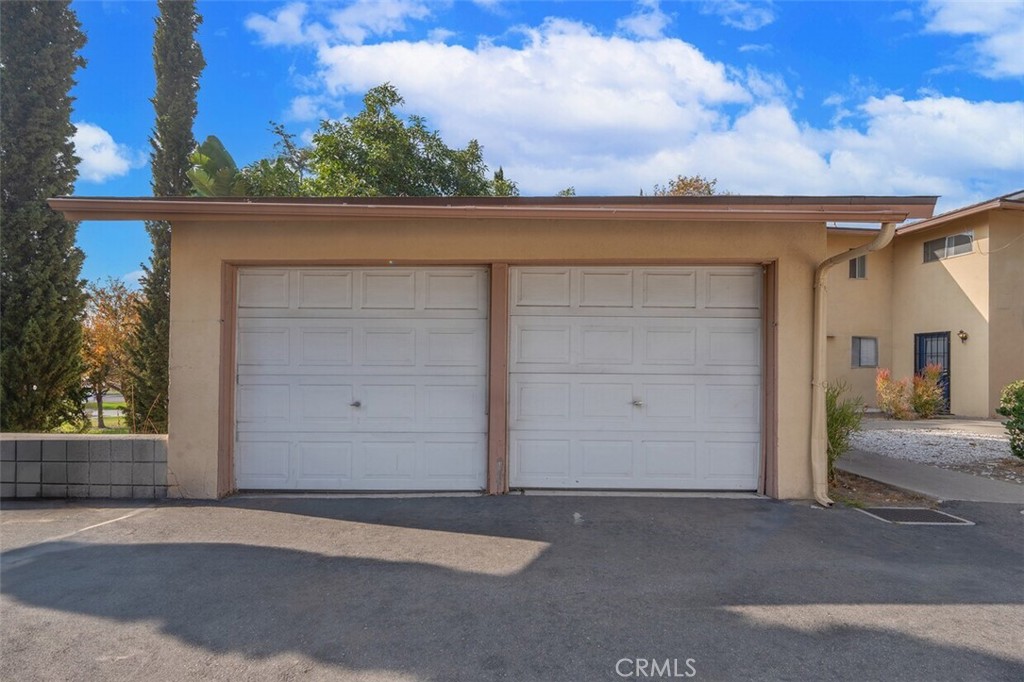 646 S Grand Street, Orange CA 92866 - photo 23