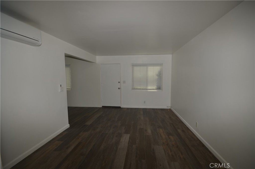 647 So. Glassell, Orange CA 92866 - photo 3