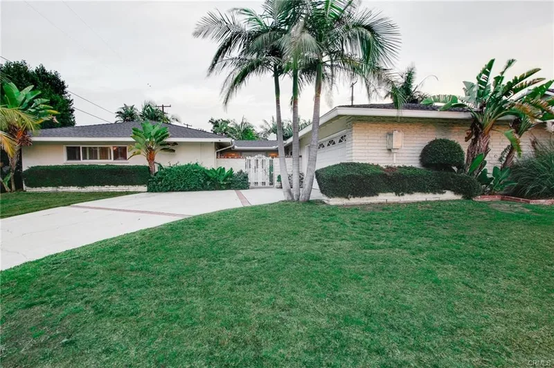 653 S Exeter Place, Orange, CA 92869