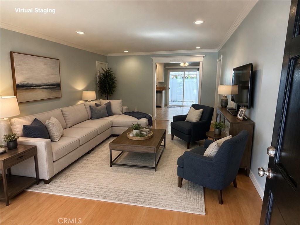 Virtually Staged - 660 Glassell Street 19, Orange CA 92866 - photo 2