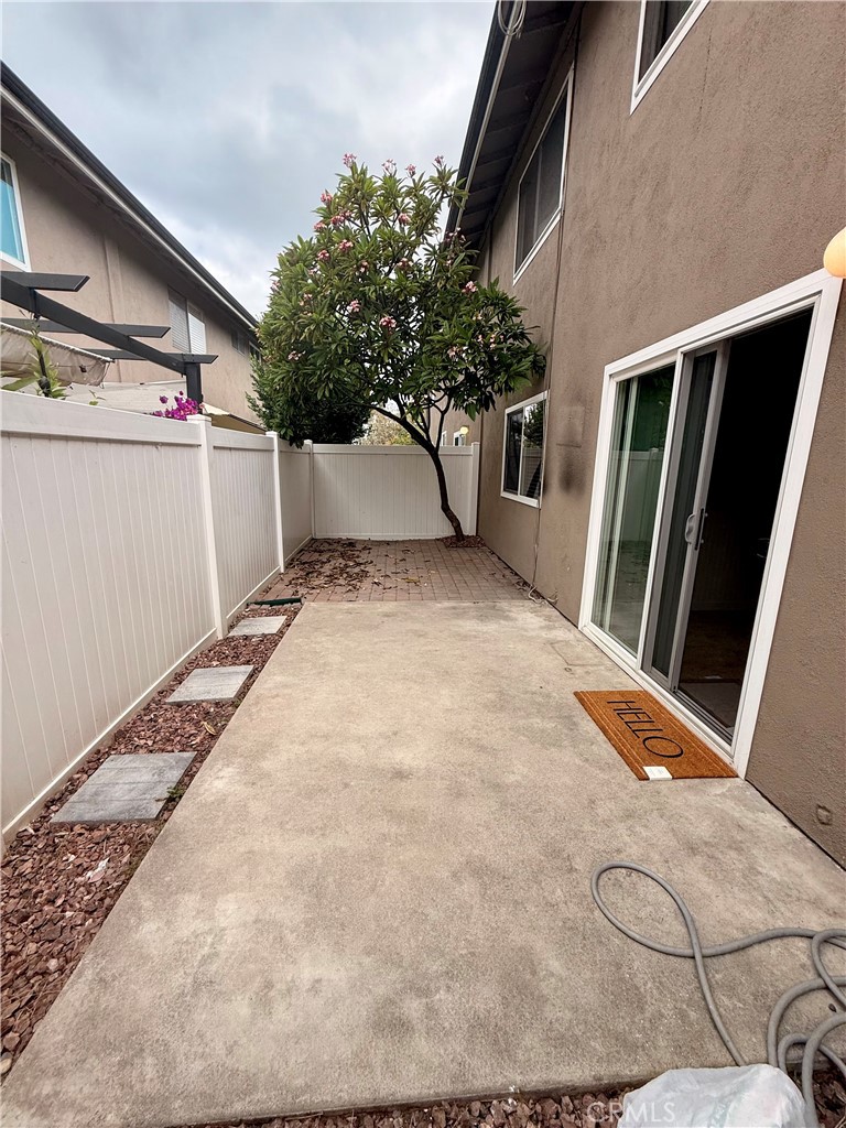 660 Glassell Street 19, Orange CA 92866 - photo 16