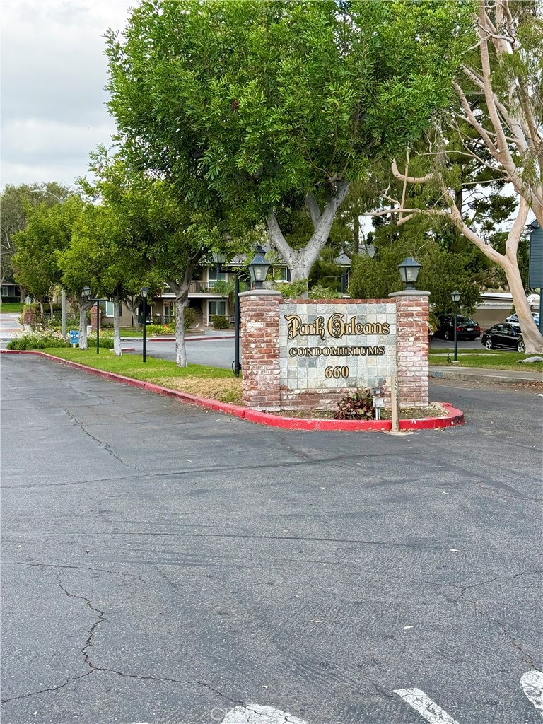660 Glassell Street 19, Orange CA 92866 - photo 22