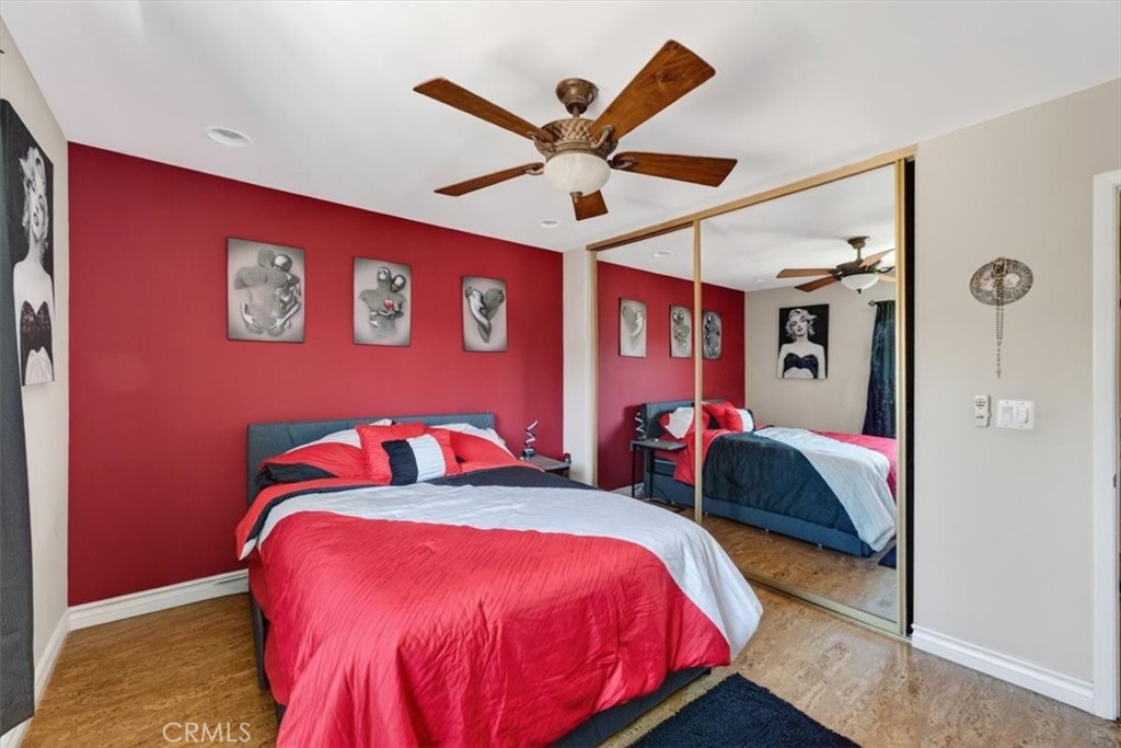 660 S Glassell 12, Orange CA 92866 - photo 17
