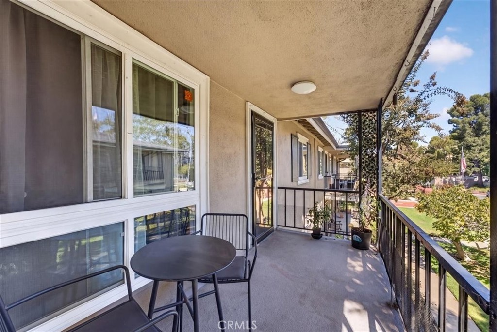 660 S Glassell 12, Orange CA 92866 - photo 19