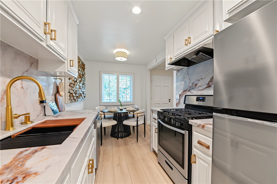 660 S Glassell, Orange CA 92866 - photo 3