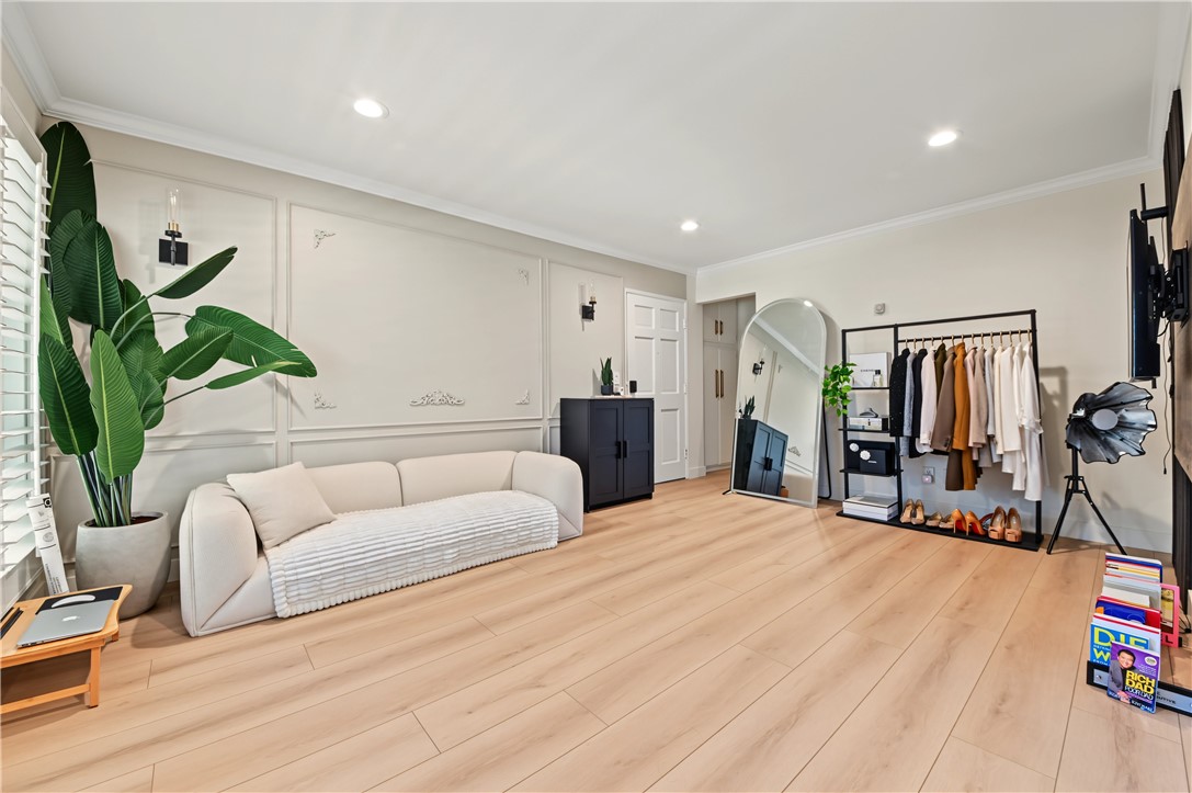 660 S Glassell, Orange CA 92866 - photo 5
