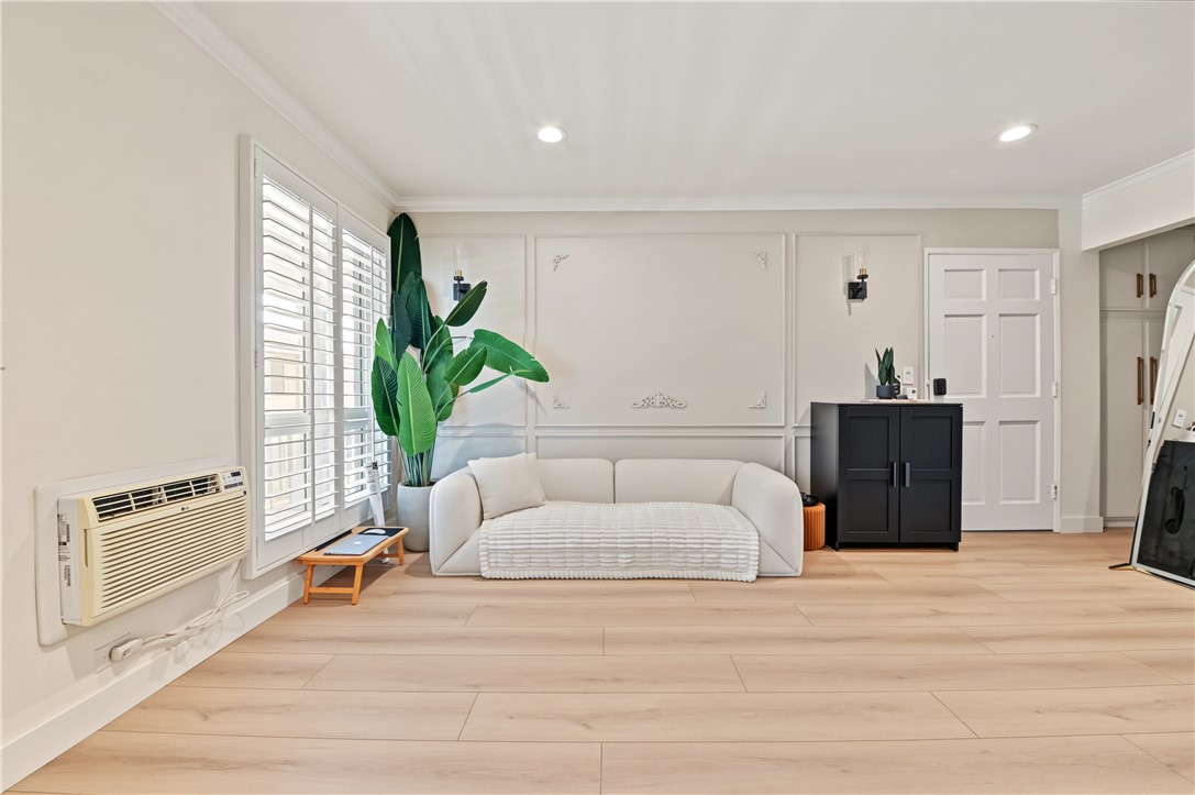 660 S Glassell, Orange CA 92866 - photo 6