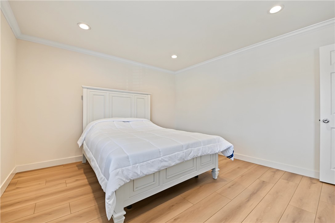 660 S Glassell, Orange CA 92866 - photo 11