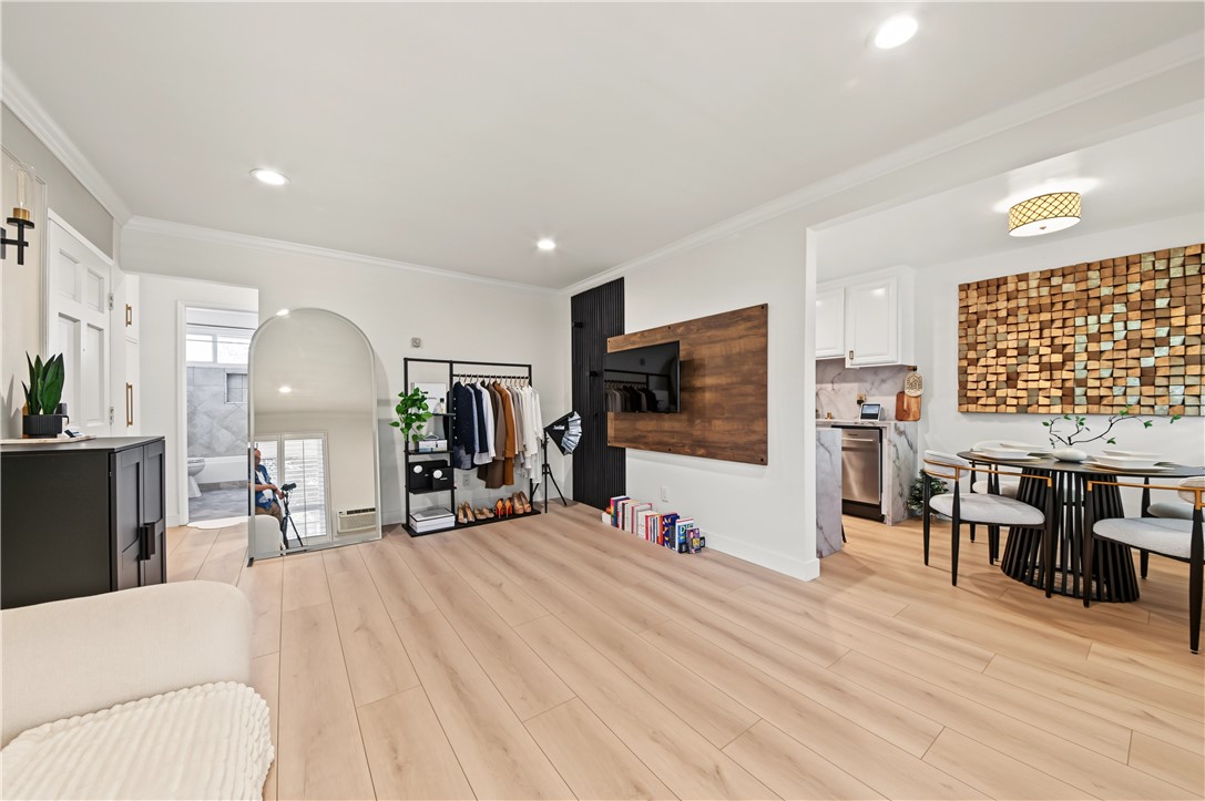 660 S Glassell, Orange CA 92866 - photo 19