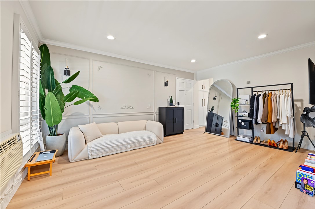 660 S Glassell, Orange CA 92866 - photo 21