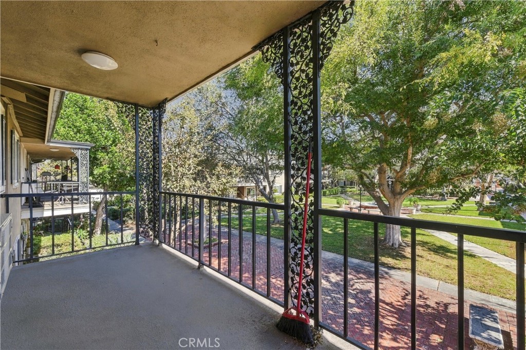 660 S Glassell, Orange CA 92866 - photo 26