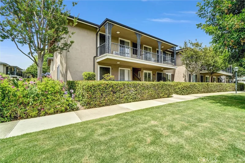 660 S Glassell Street 54, Orange, CA 92866