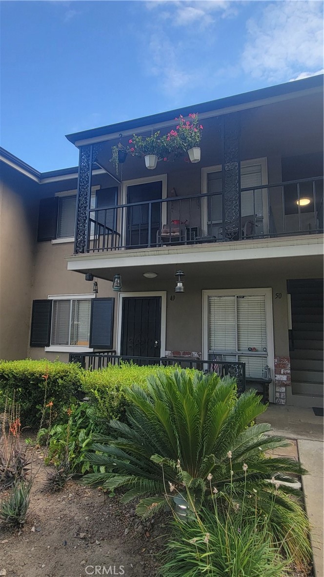 Upstairs Unit 50 - 660 S Glassell Street S 50, Orange CA 92866 - photo 1