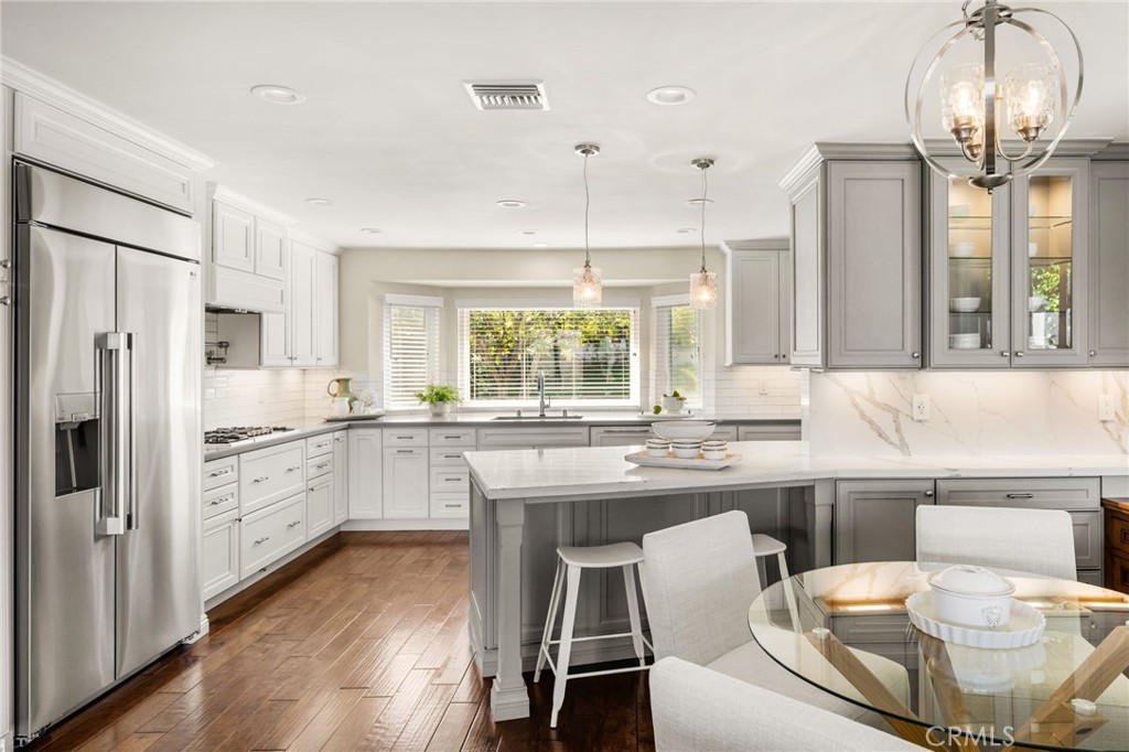 A kitchen that's open and spacious - 6703 E La Cumbre, Orange CA 92869 - photo 19