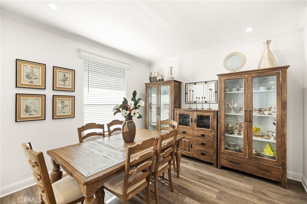 Dinning Room - 692 Adele St Street 133, Orange CA 92863 - photo 5